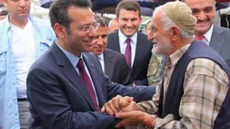 Aksoy, Salıpazarı'nda İncelemelerde Bulundu