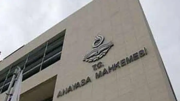 Mahkemeden 5 partiye suç duyurusu