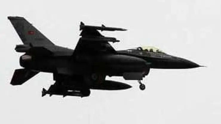 Türk jetleri 'vur emri' ile havalandı