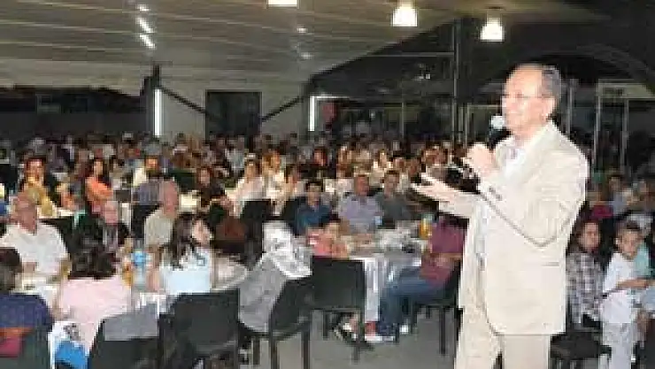  BAŞKAN BURMA, ÖĞRENCİLERLE İFTARDA BULUŞTU