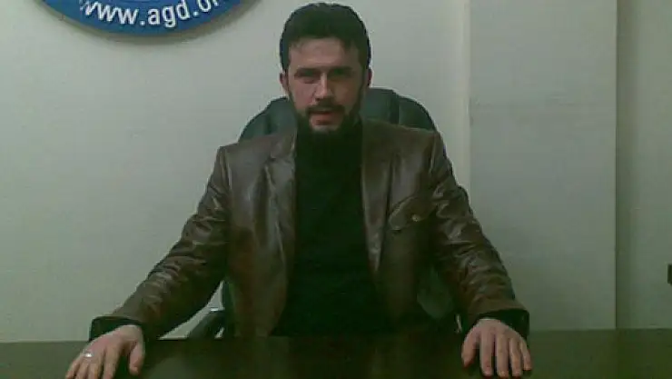 AGD ADEVİYYE İÇİN BELEDİYE MEYDANINDA