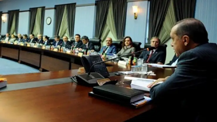 AK Parti Ekim ayında adayları açıklayacak