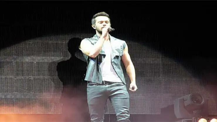 MURAT BOZ SAMSUNLULARI COŞTURDU