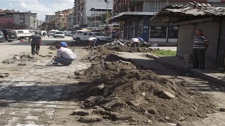 Vatandaşlar Toz ve kanalizasyon sorununa çözüm istiyor