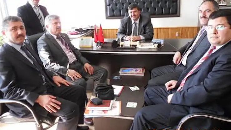 Eğitim Bir-Sen' den 19 Mayıs'ı ziyaret