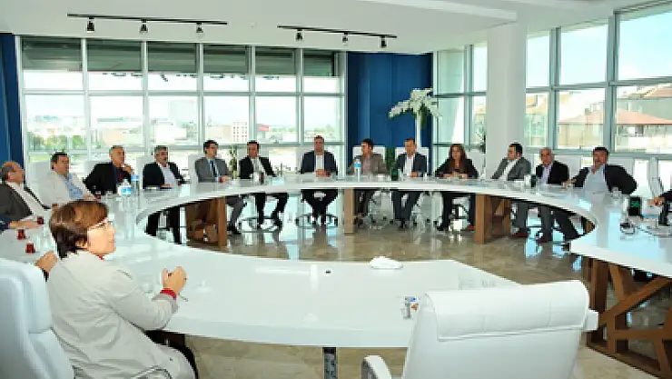 Genç, Atakum Teşkilatını Ağırladı