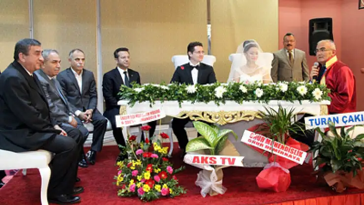 vali aksoy, nikah şahitliği yaptı