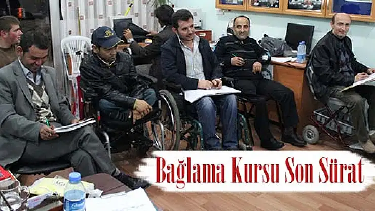 ÇABED Bağlama kursu devam ediyor