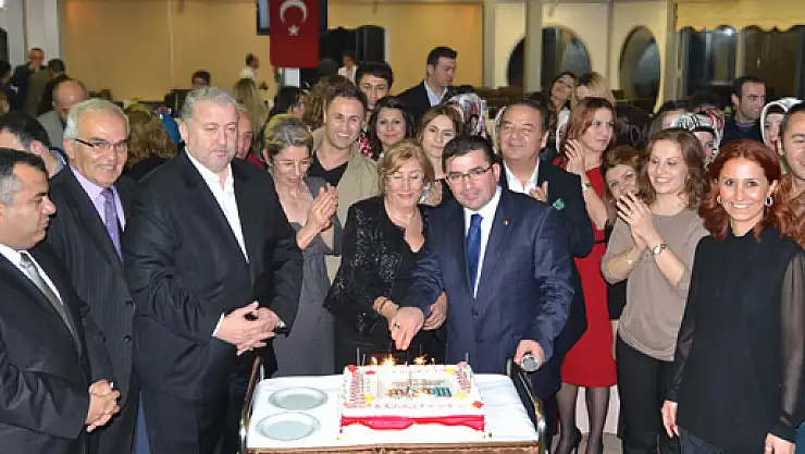 İLKUMUT'tan personeline jest