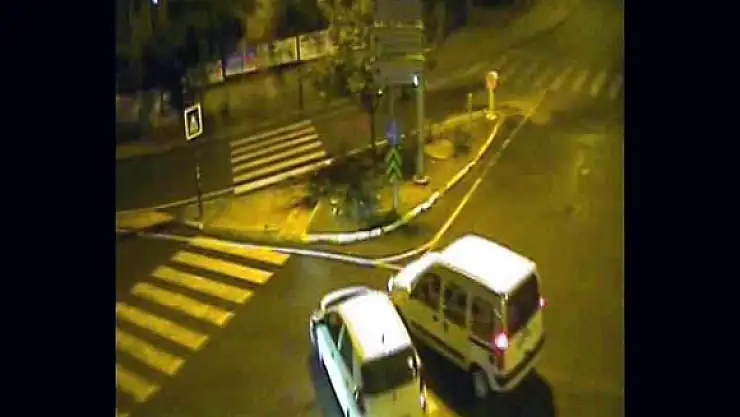 SAMSUN'DA TRAFİK KAZALARI MOBESE'YE YANSIDI