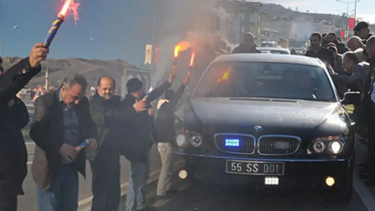 Başkan Yılmaz'a Coşkulu Karşılama