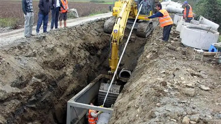 Tekkeköy'ün alt yapı sorunlarına neşter