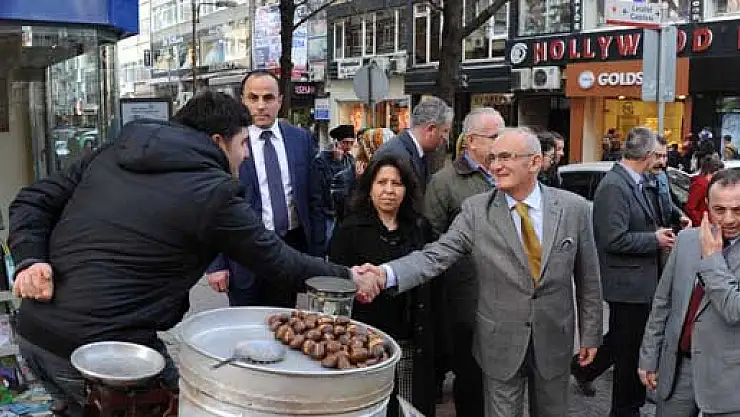 Başkan Yılmaz, Çiftlik Esnafını Ziyaret Etti