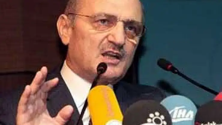 Erdoğan Bayraktar istifadan vazgeçti