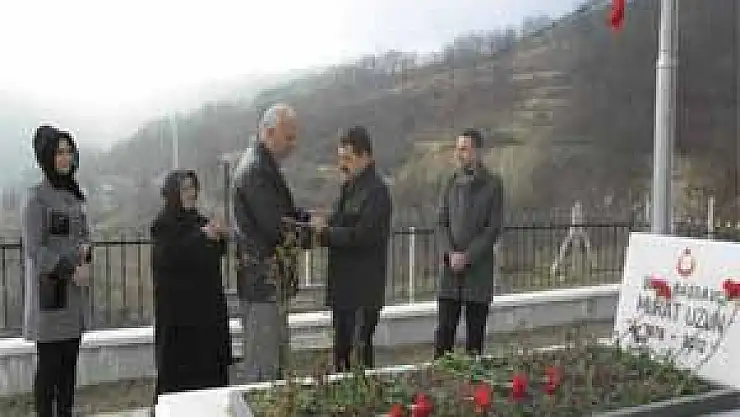 Başsavcı Yeldan'dan Anlamlı Mezar Ziyareti