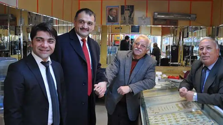 Halil Akgül'e vatandaşlardan büyük destek