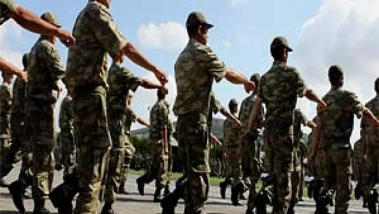 Askerlik yaşı artık 21