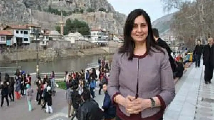 Türkiye'deki Seçim Şarkıları Hollanda Milletvekilini Şaşırttı