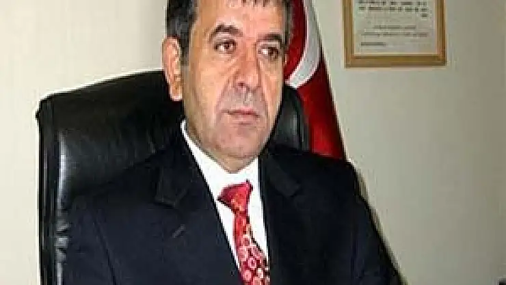 Çıplak, Televizyonda ki AK Parti reklamına tepki gösterdi