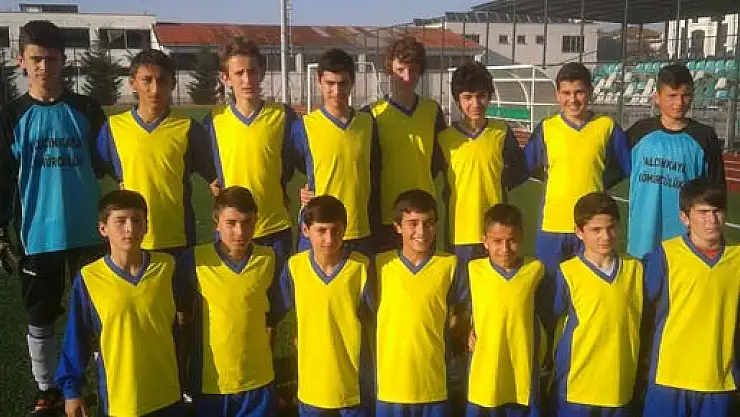 Beyyenice Gençleri Yenilgisiz ilerliyor…