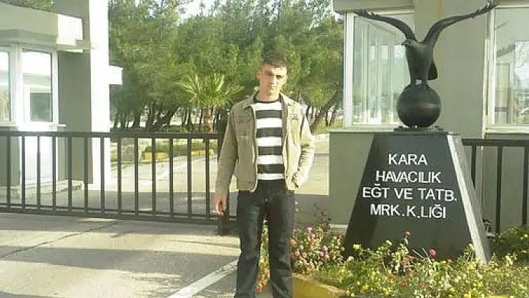 Çarşamba da bir genç evinde ölü bulundu.