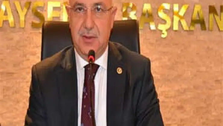 AK Parti Kayseri Milletvekili Ahmet Öksüzkaya partisinden istifa ettiğini açıkladı.