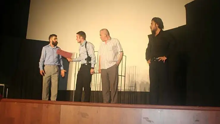 ADD' den  bir Tiyatro daha...