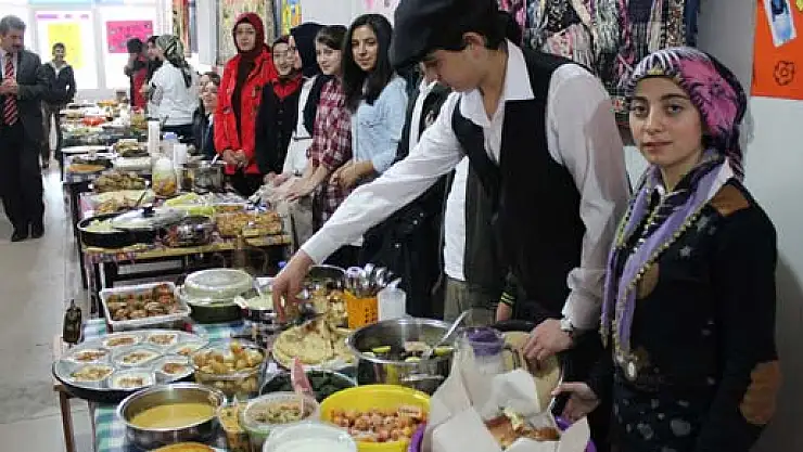 Comenius projesi kapsamında 'Yöresel Yemekler' tanıtıldı