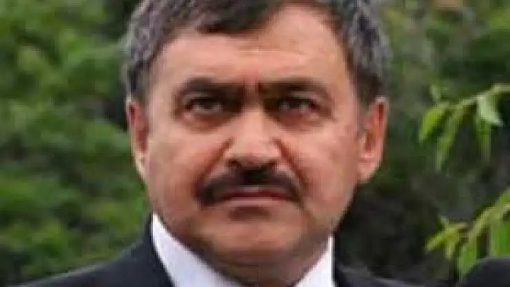 Bakan Eroğlu'nun 'su sıkıntısı' isyanı