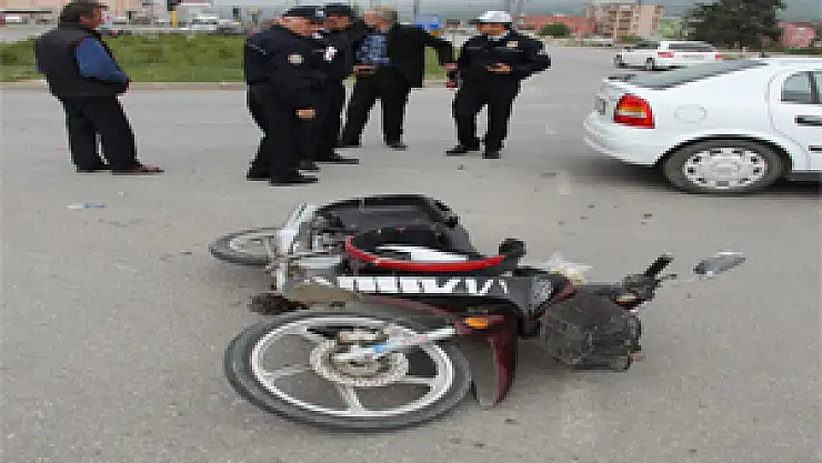 Otomobil Motosiklet İle Çarpıştı: 1 Yaralı