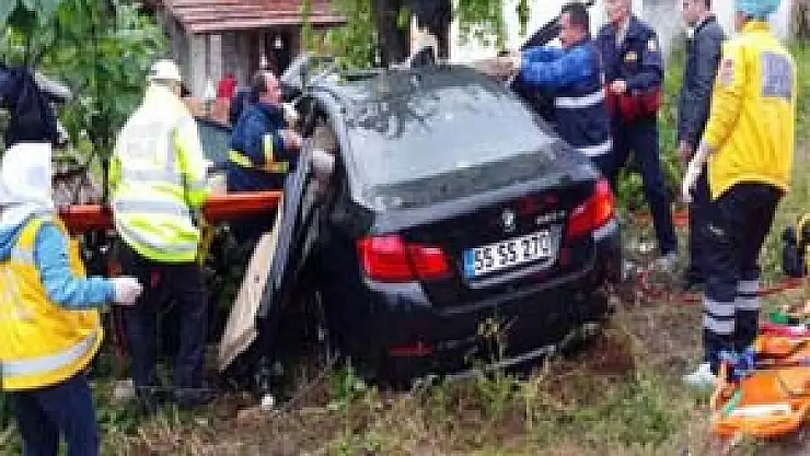 AK Parti'li Yöneticiler Kaza Geçirdi: 2 Ölü, 2 Yaralı