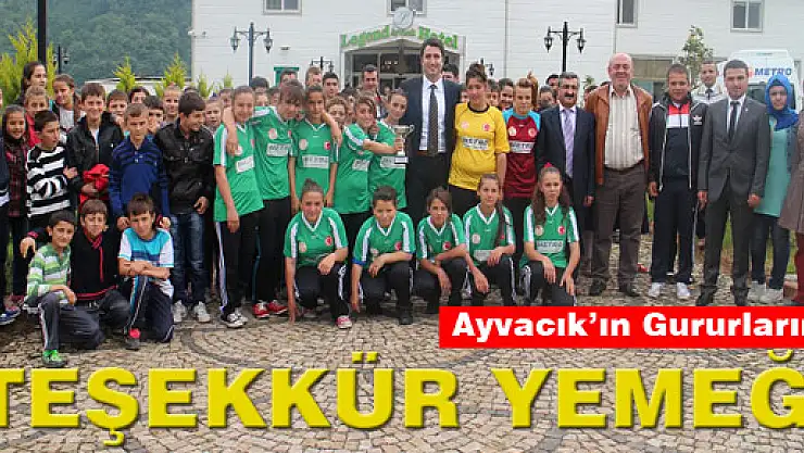 Ayvacık'ın Gururlarına Teşekkür Yemeği