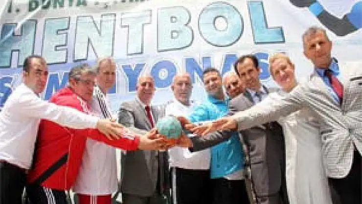 Hentbol Şampiyonası Tanıtıldı
