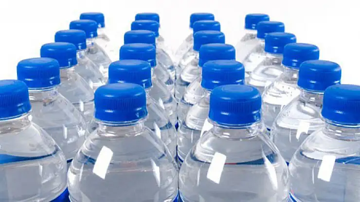 'İftar ile sahur arasında en az 2 litre su tüketin'