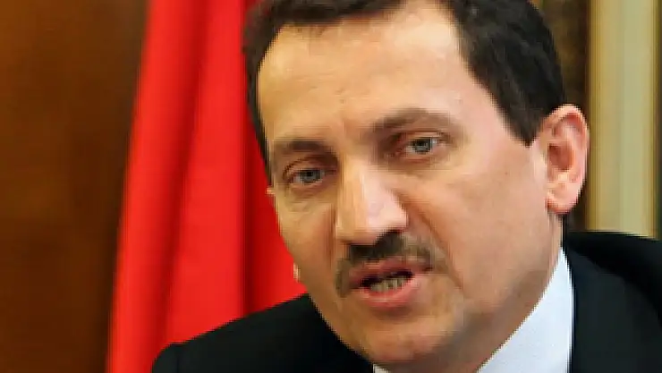 Mehmet Atalay'dan İletişim Fakültesi Mezunlarına Müjde