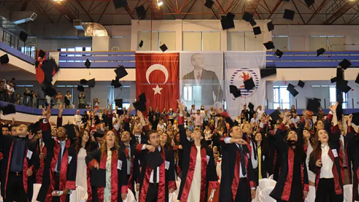 SAĞLIK CAMİASINA 170 YENİ HEKİM