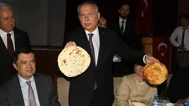 İHSANOĞLU: MİLLETİN ADAYIYIM