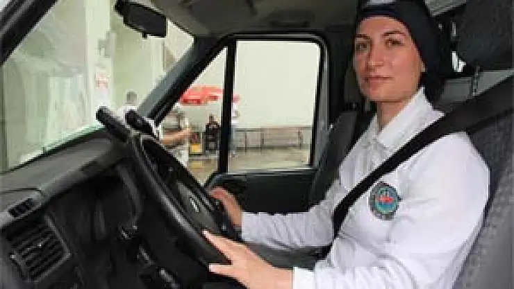 Samsun'un Tek Bayan Ambulans Şoförü