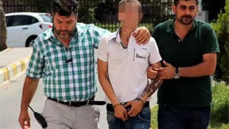 KOMŞU CİNAYETİNİN KATİL ZANLISI TESLİM OLDU