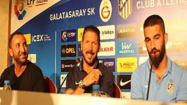 Arda Turan'dan Türk futbolculara tavsiye