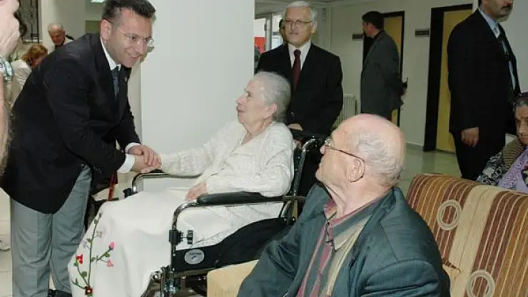 Aksoy'un yaşlılar haftası mesajı