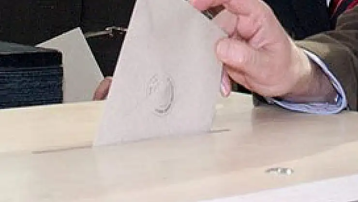 3 milyon öğrencinin oy kullanması tehlikede