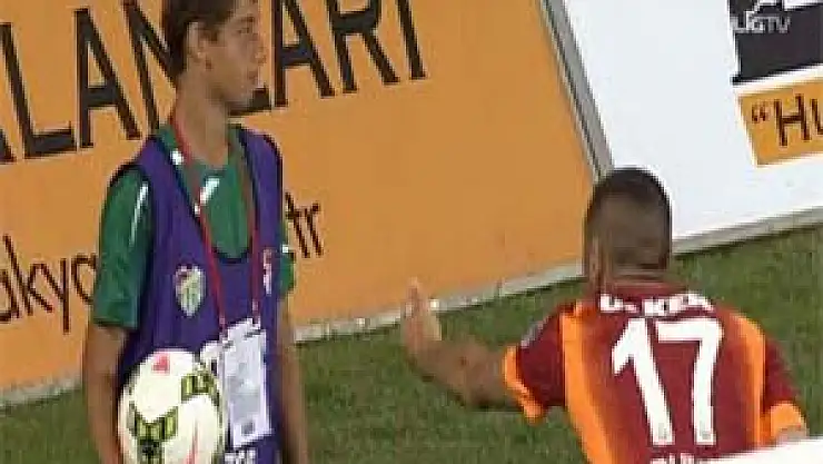 Burak Yılmaz'a topu hakem verdirmedi