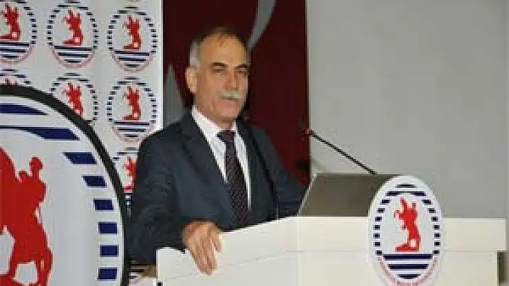 REKTÖR AKAN: AKIMLARA GÖRE DİNİ ANLAYIŞIMIZ ŞEKİLLENİYOR