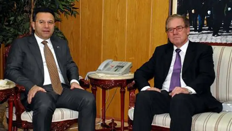 Cuntz : Libya'daki durumlardan endişeliyim