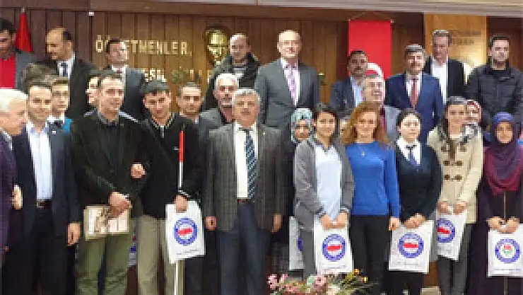 Samsun'da Şiir Yarışması