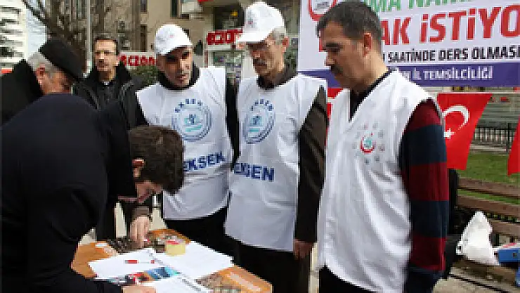 'Öğretmenler Cuma Namazı Kılmak istiyor'