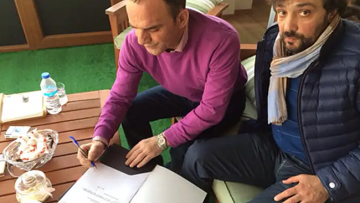 Öztürk alacağından vazgeçti 1 Milyon TL'yi Bağışladı