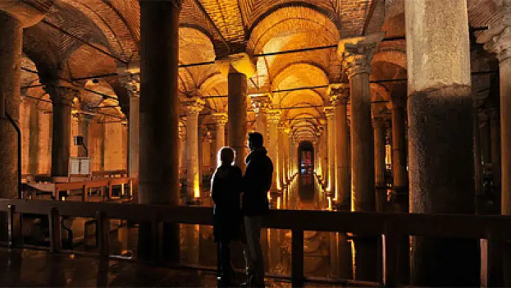 Yabancı yönetmenlerin doğal platosuna ödül