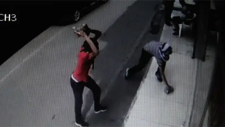 Kuyumcu soyguncusunu parke taşındaki DNA yakalattı